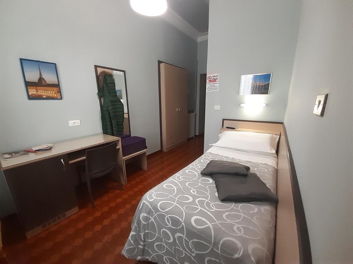 Single Room with Private Bathroom,986407549:JPEG